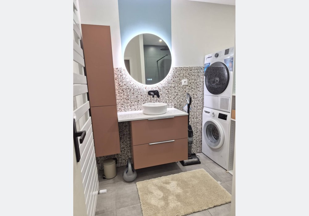 Appartement rénové. Idéalement placé-tout confort - photo 5