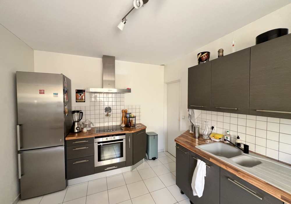 Maison de charme rénovée avec jardin proche centre - photo 3