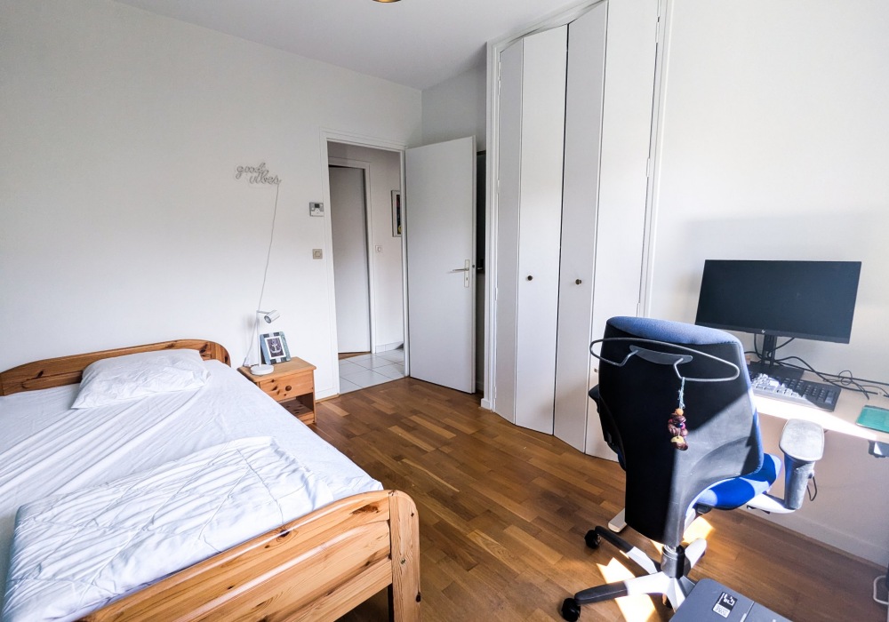 Maison de charme rénovée avec jardin proche centre - photo 6